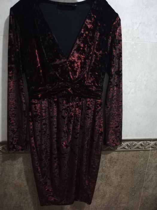 Rochie de ocazie, din catifea grena