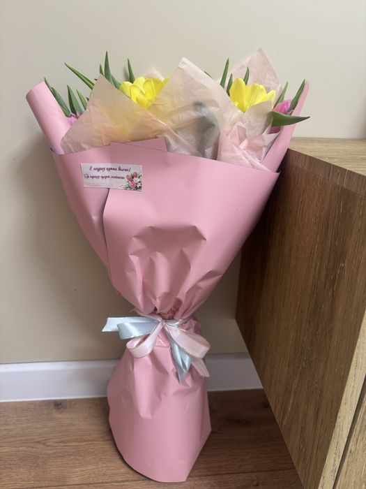 Продам свежие букет тюльпанов