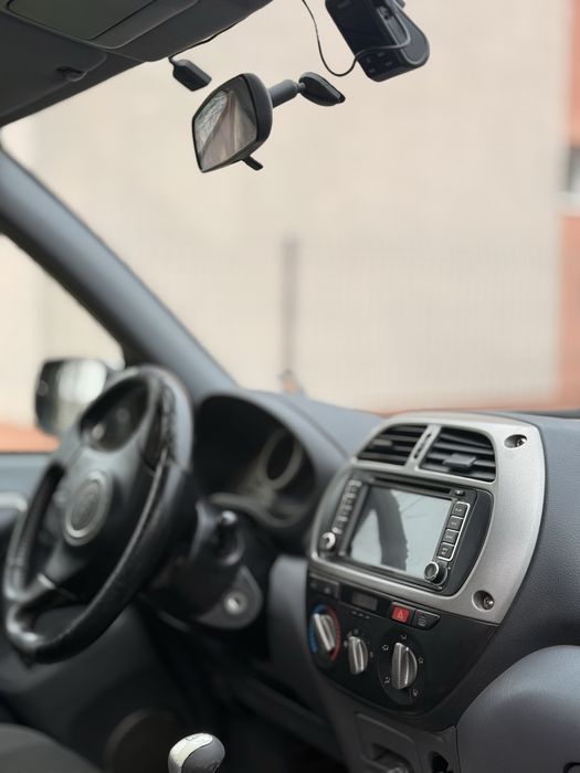 TOYOTA RAV4 2.0 D4d 4x4 Off Road a2  Navigatie Munte Vanatoare