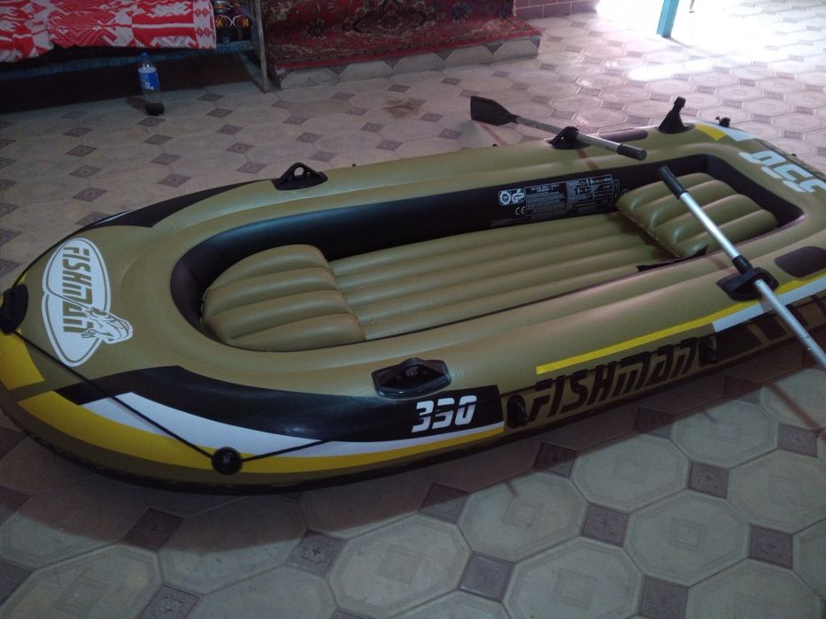 Лодка надувная  ПВХ новая