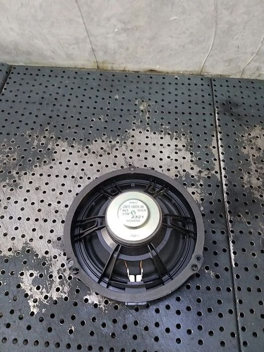 Boxa audio stanga fata ford puma j2k cf7 gn1518808ab