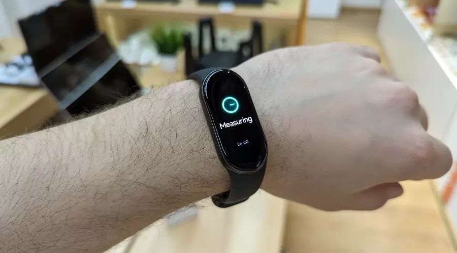 Продается Mi Smart Band 8