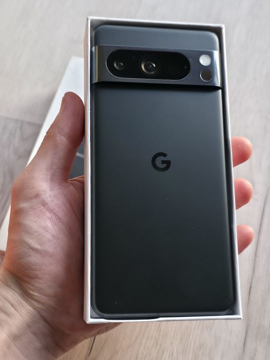 Pixel 8 Pro 128 gb Ram 12 польный комплект