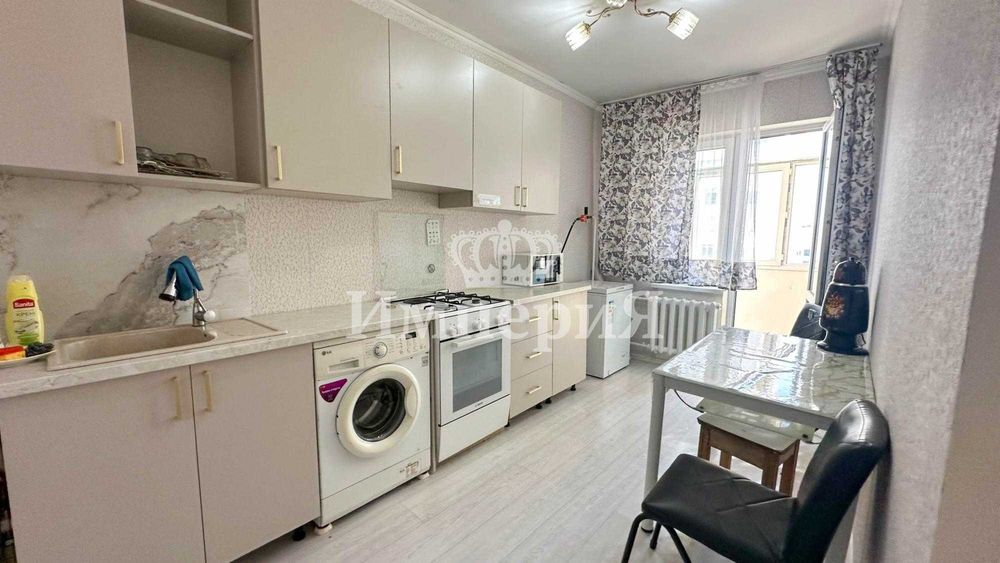 Продаётся 2х ком мкр 6 Аида Империя