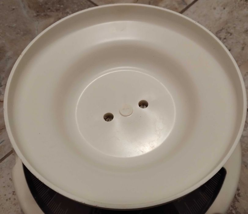 Механична кухненска везна с купа 3 кг.