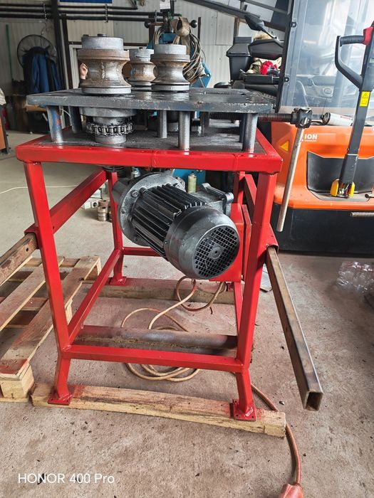 Mașina roluit țevi