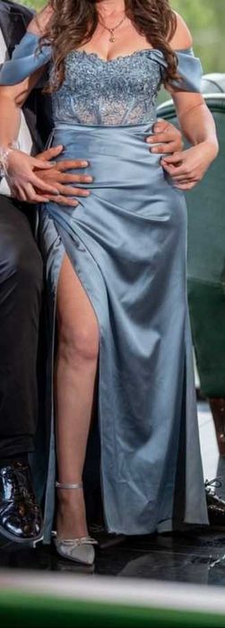 Дълга официална рокля