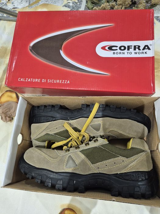 Предпазни, работни мъжки обувки / safety shoes
