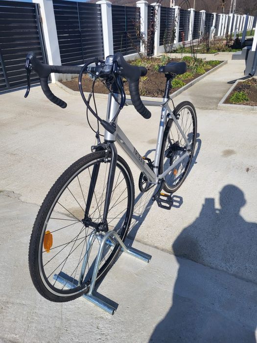 Bicicleta cursiera b twin triban