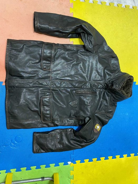 ''Strellson''оригинално мъжко кожено яке шуба Л размер