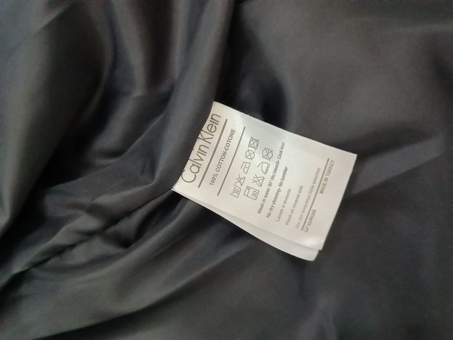 Vesta Calvin klein - M