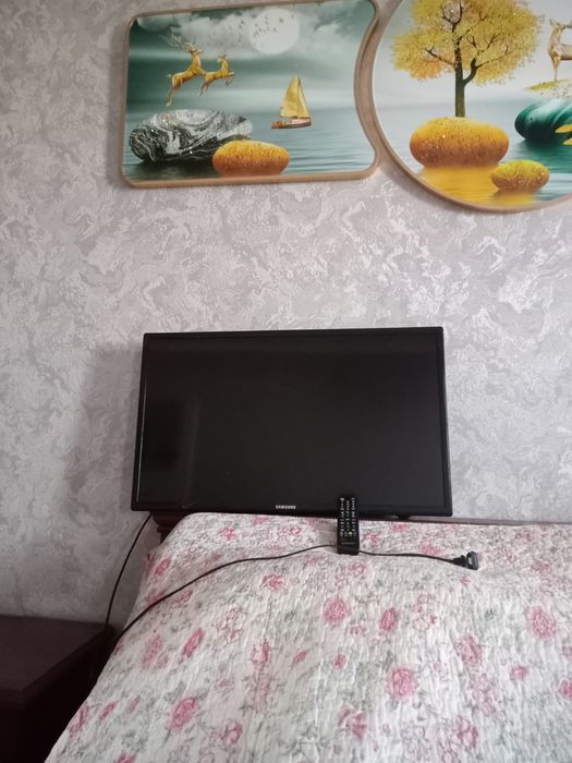Продам телевизор