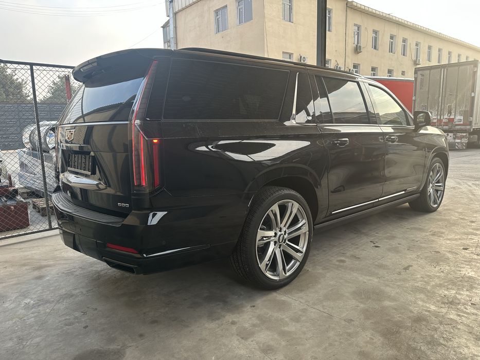 Cadillac Escalade  VIP Long 2026