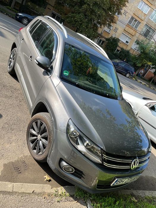 Vand VW TIGUAN 4X4 2.0 TDI Accept si unele schimburj