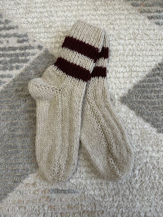 Вязанные носки ручной работы