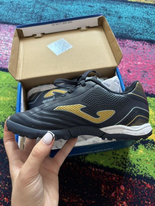 Футболни обувки Joma