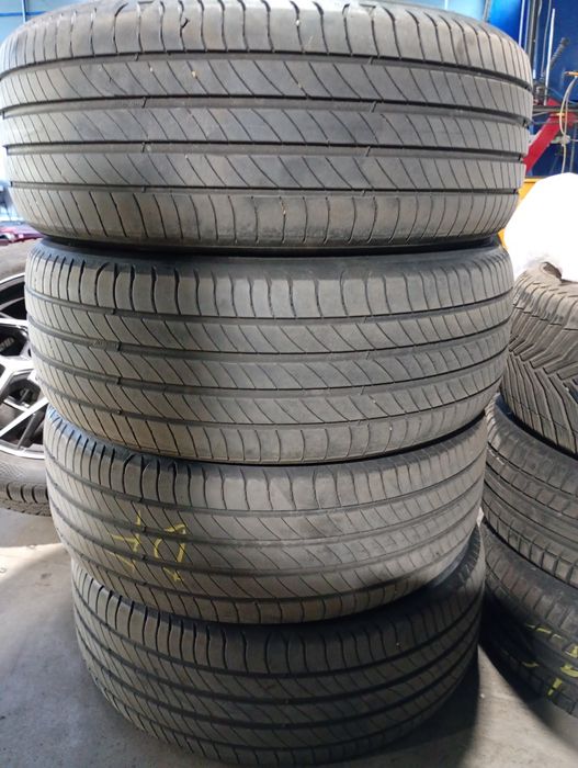 235 50 19 Michelin
