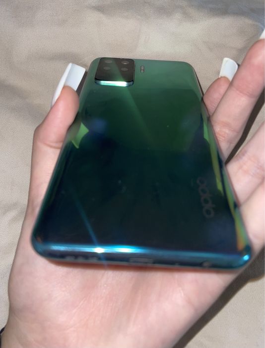 продается телефон Орро