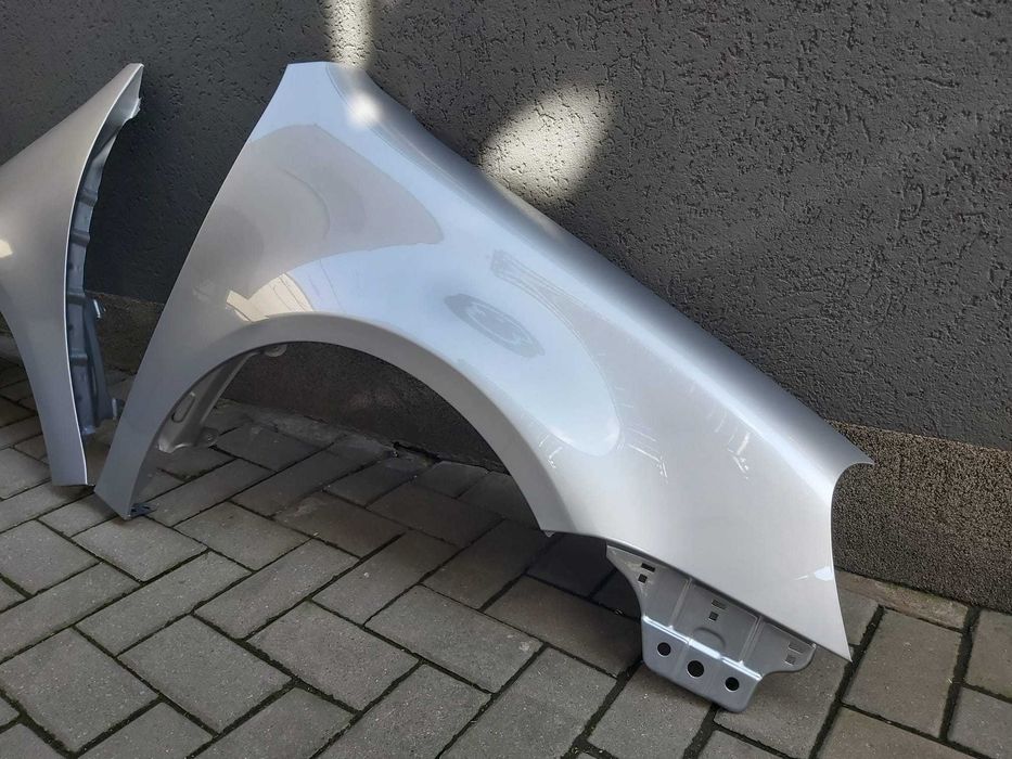 Aripa Fata Dreapta & Stanga VW Golf 5/V 04-08 Vopsita Gri Deschis