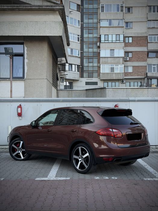 Porsche Cayenne INDIVIDUAL