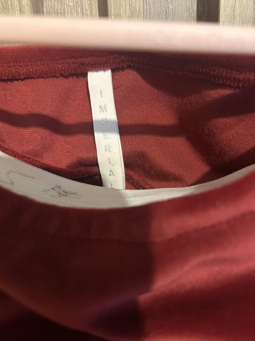 Продам платья и костюм