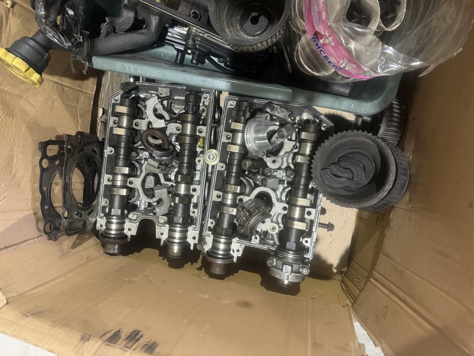 Глави за субару форестър 2 XT 2003година