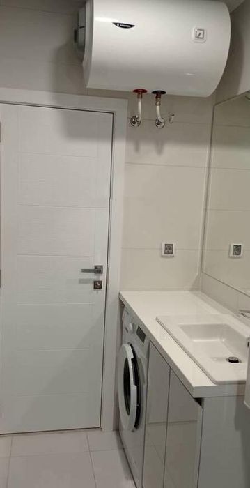 Дава се под наем Тристаен апартамент в Пловдив, Център - 80 кв.м за 720 € - Снимка #5