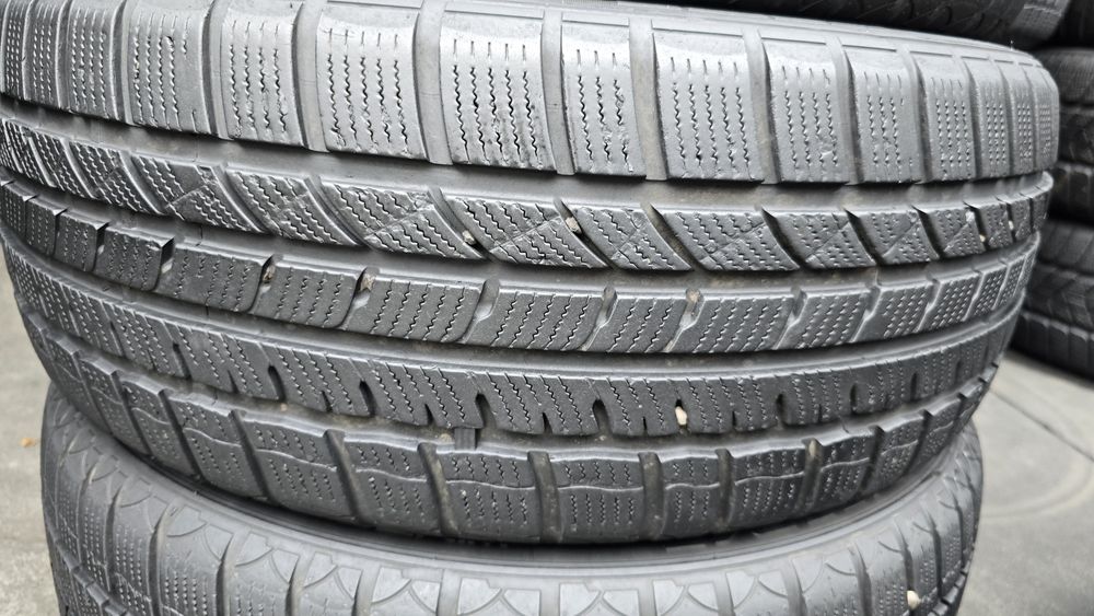 4 anvelope iarnă Momo 215/55/17