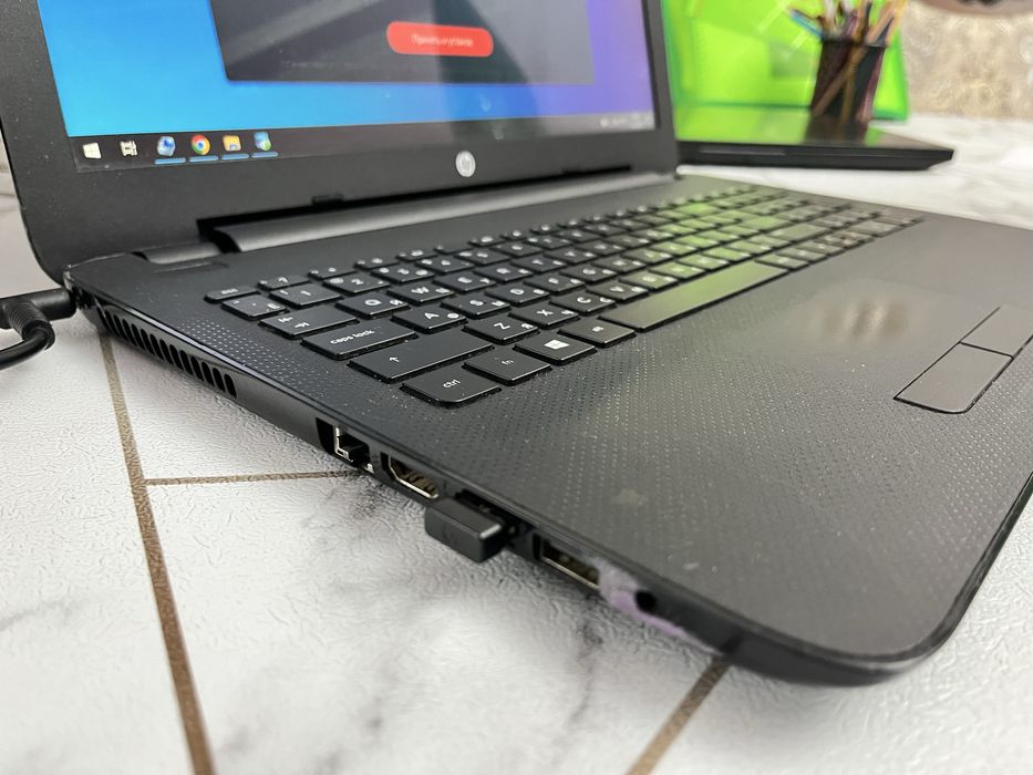 Ноутбук hp 250 сотилади БТС