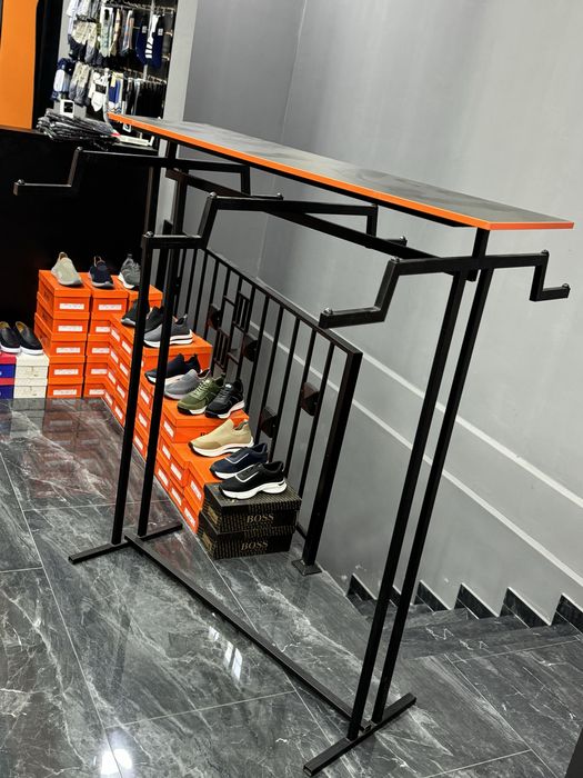 Stelaj srochna sotiladi 50$ kamiyoq