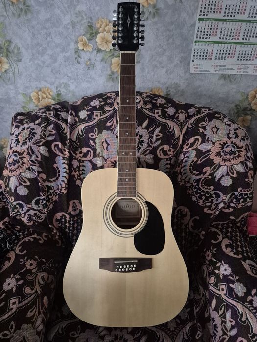 Продам гитару Park Wood