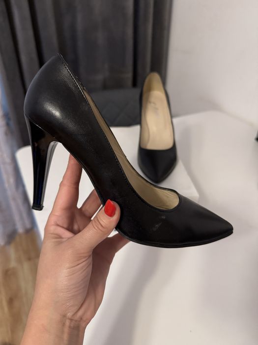 Pantofi piele naturala, marime 38