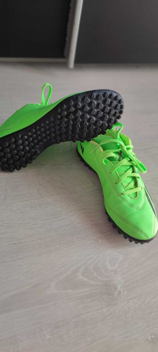 Футболни бутонки Adidas