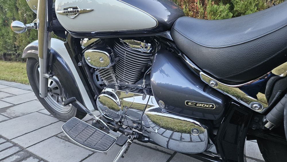 Suzuki intruder VL800C