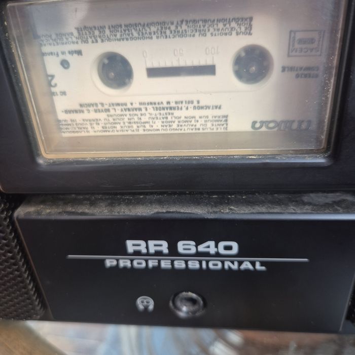 Radio casetofon GRUNDIG