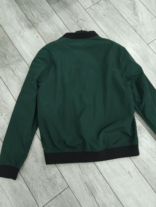 Мъжко тънко яке в зелен цвят LC WAIKIKI