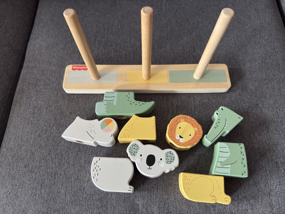 Дървена игра за нанизване Fisher Price