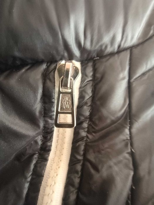 Яке Moncler Xs размер намалено!