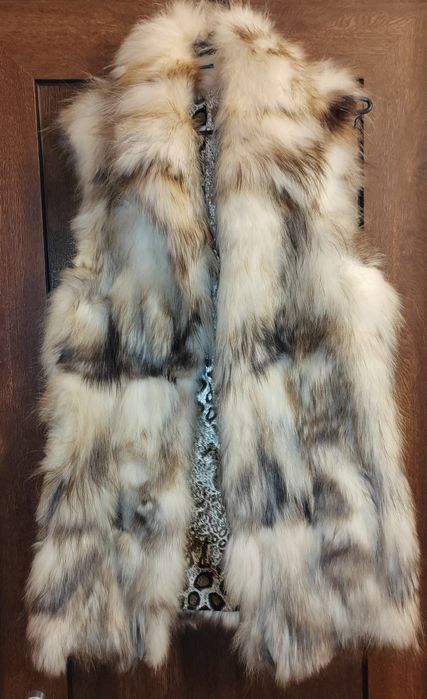 Елек естествен косъм, размер S/M.