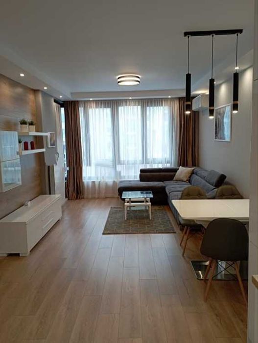 Дава се под наем Двустаен апартамент в София, Студентски град - 72 кв.м за 380 € - Снимка #1