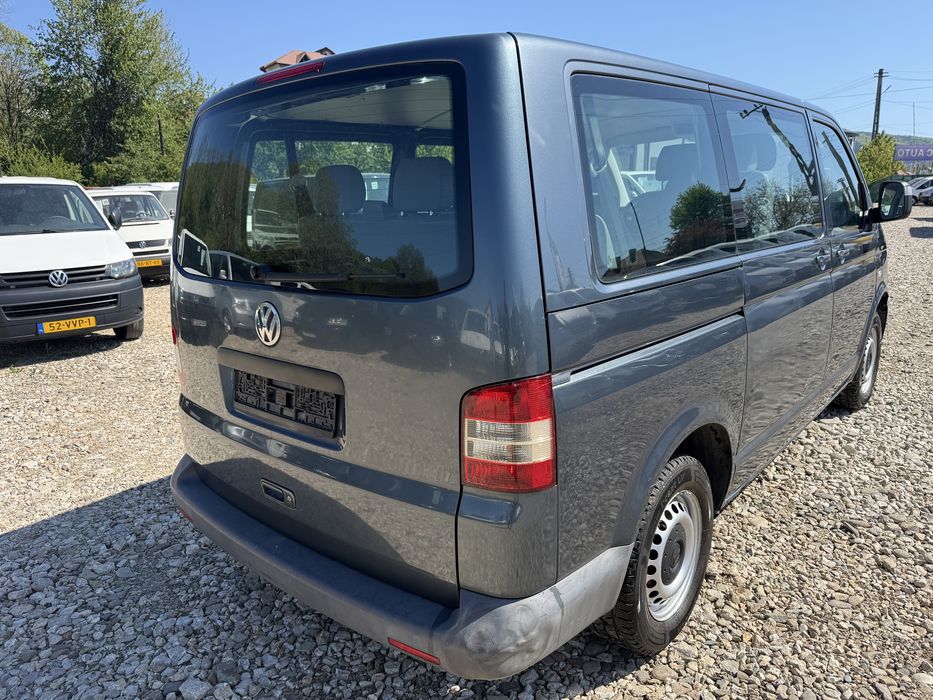 Vw transporter T5 2009  9 locuri clima