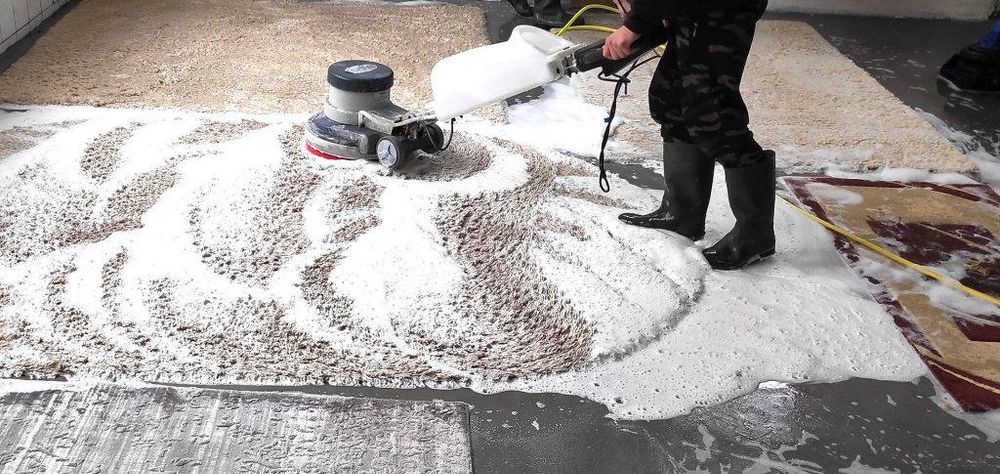 Юнусоюод  тумани. Гилам ювиш хизмати. Стирка и химчистка ковров .