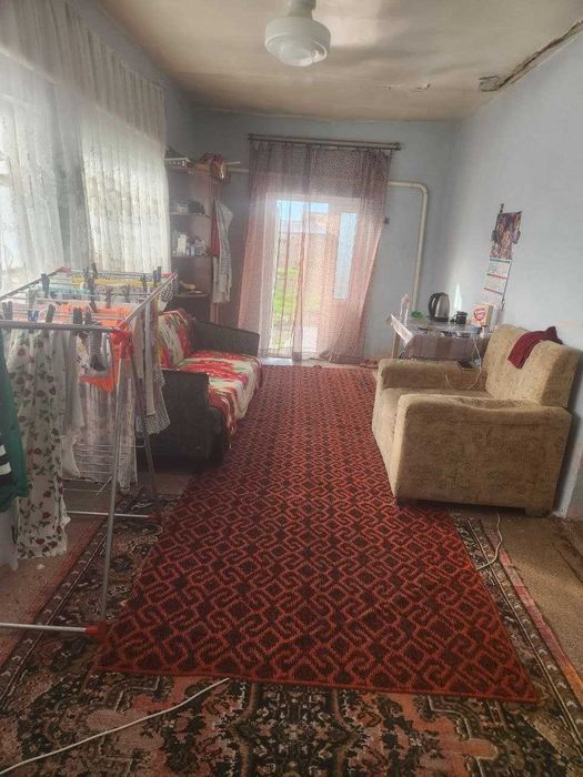 Продается 4 комнатный двор 15 соток земли в Джамбуле