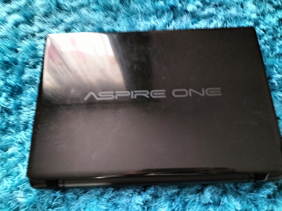 3 Laptop-uri uzate  dezmembrari