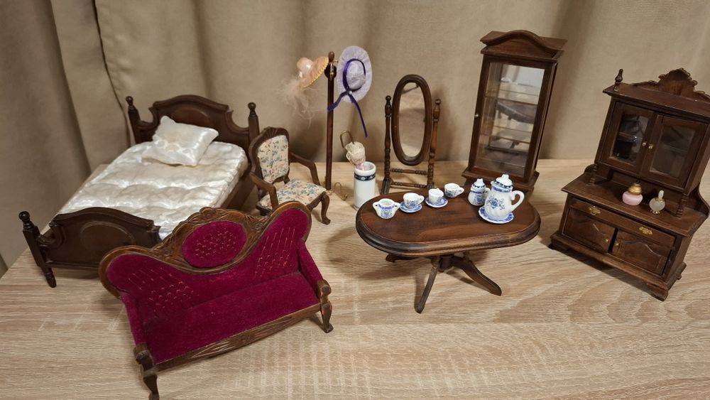 Mobilier in miniatura