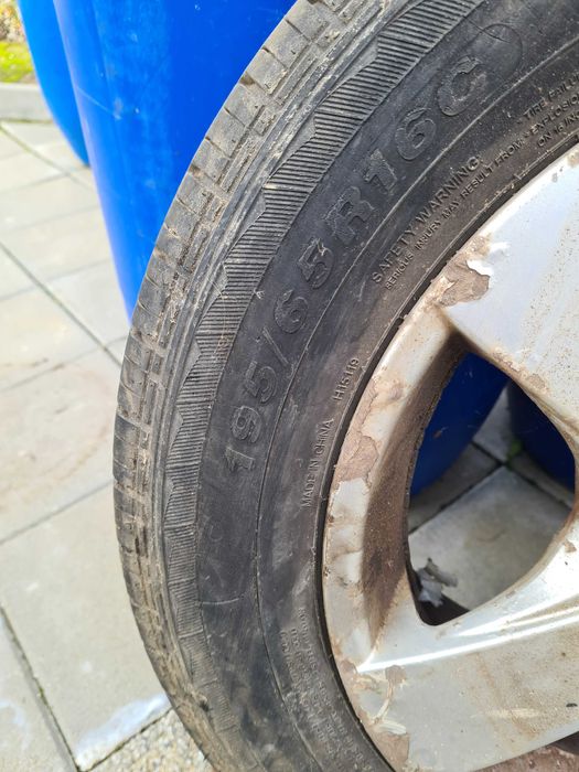 Гуми и джанти 195/65/R16C