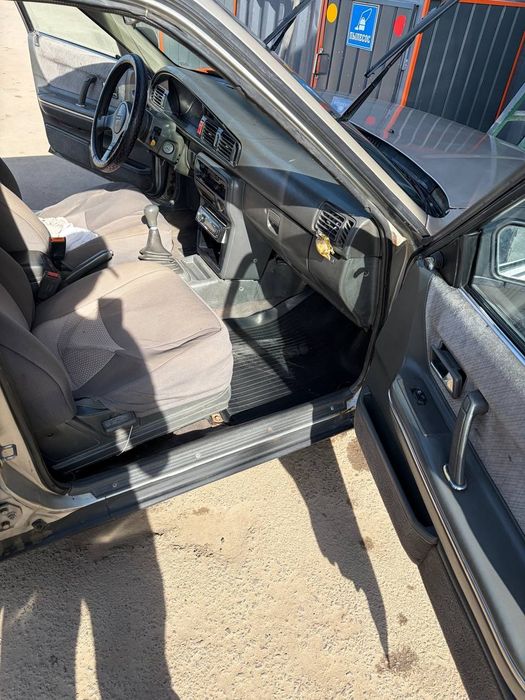 Mazda 626 2 литр
