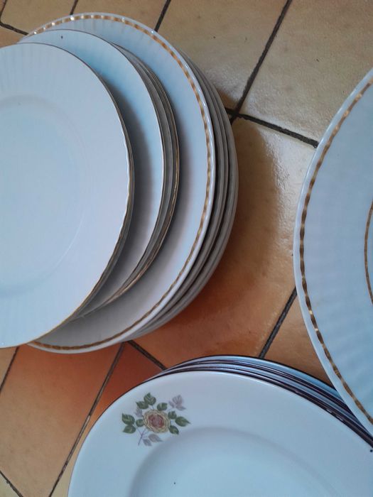 Плато старо злато Порцелан