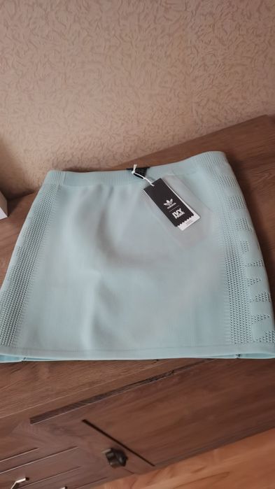 Пола Adidas размер М