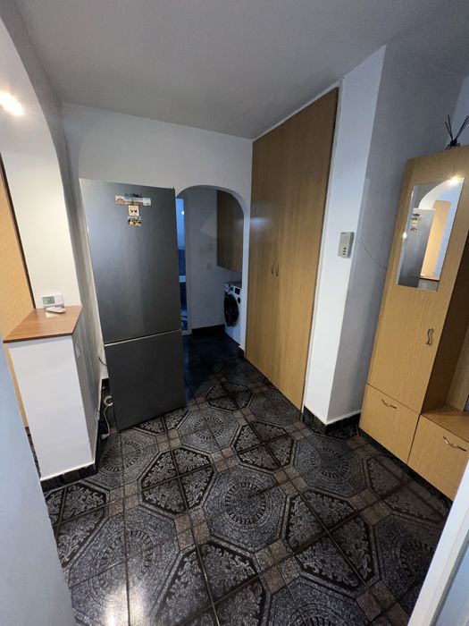 Apartament 2 camere decomandat Scoala 16 Abator